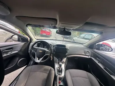 Usata Chevrolet Cruze LT 141 CV (103 kW) 2012 Utilitaria