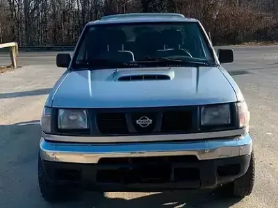 Usata Nissan Navara 104 CV (76 kW) 1999 Pick-up