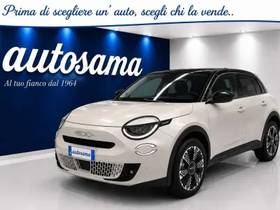 Nuova Fiat 600 La Prima 136 CV (100 kW) 2026 Nero cinema SUV