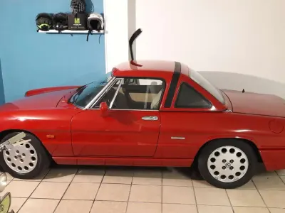 Usata Alfa Romeo Spider 122 CV (89 kW) 1991 Rosso Cabrio