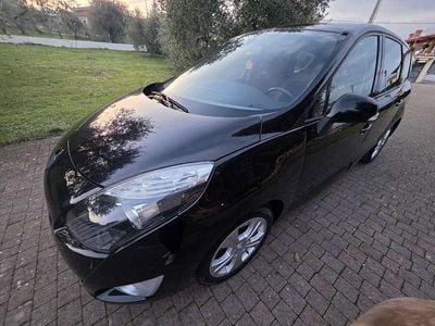 Usata Renault Scénic III Dynamique 110 CV (80 kW) 2011 Nero Monovolume