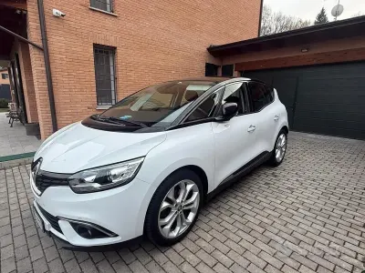 Usata Renault Scénic IV Intens 120 CV (88 kW) 2019 Bianco Monovolume