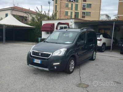 usata Peugeot Partner Tepee 1.6 HDi 100cv Outdoor