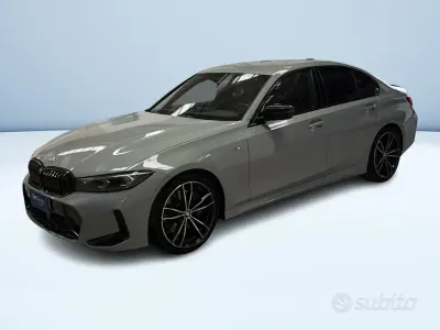 Usata BMW 330 M Sport 286 CV (210 kW) 2024 Grigio Berlina