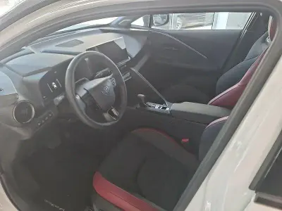 Nuova Toyota C-HR Lounge 223 CV (164 kW) 2026 Other SUV