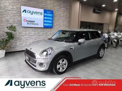 Usata Mini ONE 102 CV (75 kW) 2020 Grigio Utilitaria