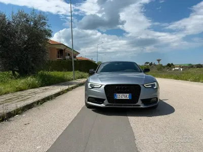Usata Audi A5 S-Line 190 CV (139 kW) 2015 Grigio Coupé