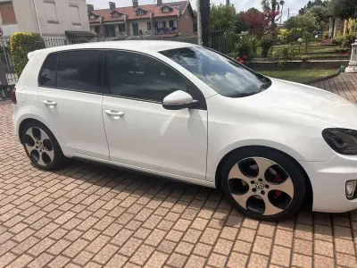 Usata VW Golf VI GTI 211 CV (155 kW) 2010 Bianco Utilitaria