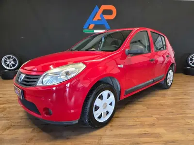 Usata Dacia Sandero Ambiance 75 CV (55 kW) 2010 Rosso Berlina