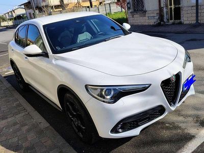 Usata Alfa Romeo Stelvio Sprint 190 CV (139 kW) 2022 Bianco SUV