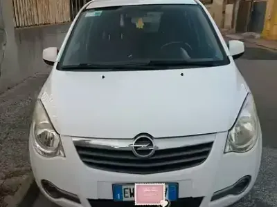 Usata Opel Agila 58 CV (42 kW) 2014 Utilitaria
