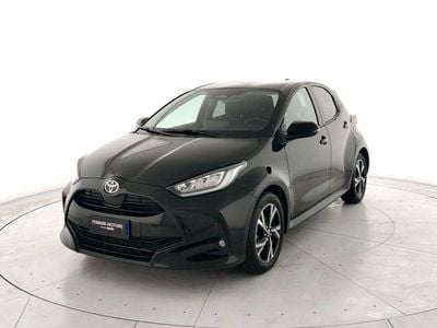 Usata Toyota Yaris Hybrid Trend 92 CV (67 kW) 2025 Nero