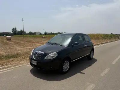 Usata Lancia Ypsilon 74 CV (54 kW) 2007 Nero Utilitaria