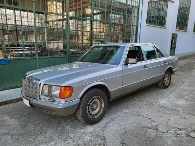 Usata Mercedes 500 1985 Grigio Berlina
