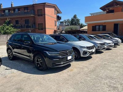 Usata VW T-Roc R-line 110 CV (80 kW) 2022 Bianco SUV