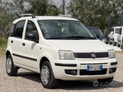 Usata Fiat Panda Classica 69 CV (50 kW) 2012 Bianco Utilitaria