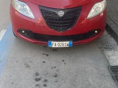 Usata Lancia Ypsilon