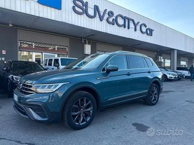 Usata VW Tiguan Allspace 150 CV (110 kW) 2022 Grigio SUV