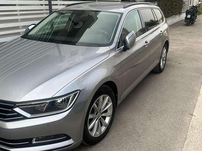Usata VW Passat Business 120 CV (88 kW) 2019 Grigio Station wagon