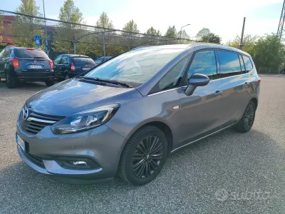 Usata Opel Zafira Life Innovation 136 CV (100 kW) 2019 Grigio Monovolume