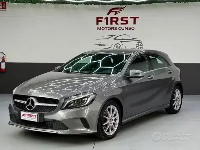 Usata Mercedes A180 109 CV (80 kW) 2016 Grigio Utilitaria
