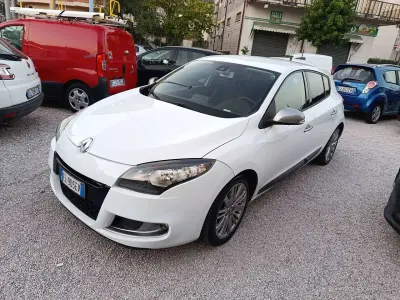 Usata Renault Mégane GT Line GT-Line 110 CV (80 kW) 2011 Bianco Berlina