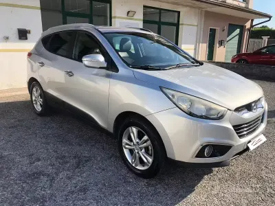 Usata Hyundai ix35 136 CV (100 kW) 2011 Grigio SUV