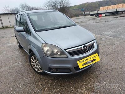 Usata Opel Zafira 105 CV (77 kW) 2006 Grigio Monovolume