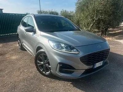 Usata Ford Kuga ST-Line X 120 CV (88 kW) 2022 Grigio SUV