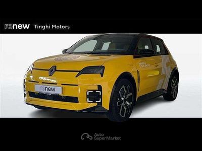 Begagnad Renault Master 106 HK (77 kW) 2024 Gul Minibuss