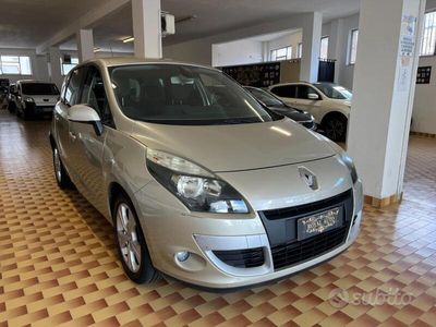 usata Renault Scénic III Scénic 1.5 dCi 110CV EDC Luxe