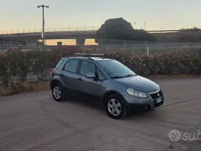 Usata Fiat Sedici 120 CV (88 kW) 2008 Grigio SUV
