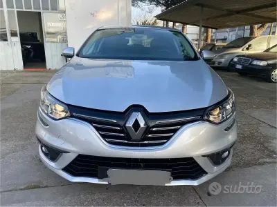 Usata Renault Mégane 116 CV (85 kW) 2019 Berlina