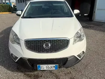 Usata SsangYong Korando 175 CV (128 kW) 2012 Bianco SUV