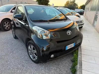 Usata Toyota iQ 68 CV (50 kW) 2009 Utilitaria