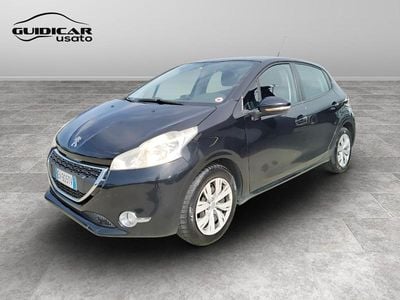 Usata Peugeot 208 Active 68 CV (50 kW) 2014 Nero Utilitaria