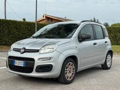 Usata Fiat Panda 69 CV (50 kW) 2015 Grigio Utilitaria