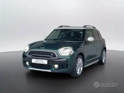 Usata Mini Countryman 190 CV (139 kW) 2019 Verde SUV
