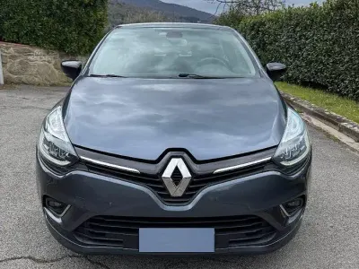 Usata Renault Clio IV Zen 90 CV (66 kW) 2019 Grigio Berlina