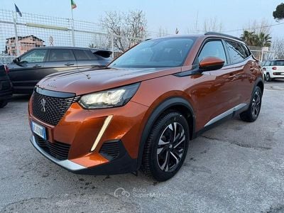 Usata Peugeot 2008 102 CV (75 kW) 2021 Bronze SUV