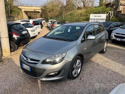 Usata Opel Astra Cosmo 110 CV (80 kW) 2013 Grigio Station wagon