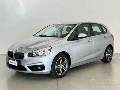 Usata BMW 216 Active Tourer Sport Line 116 CV (85 kW) 2015 Argento Monovolume