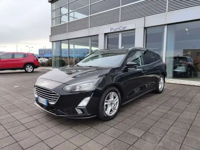 Begagnad Ford Focus 120 HK (88 kW) 2020 Svart Kombi