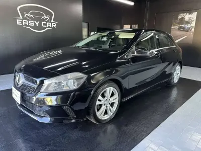 Usata Mercedes A180 109 CV (80 kW) 2016 Nero Berlina
