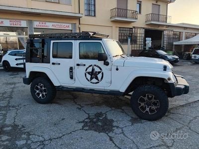 Usata Jeep Wrangler Unlimited Rubicon 177 CV (130 kW) 2010 Bianco SUV