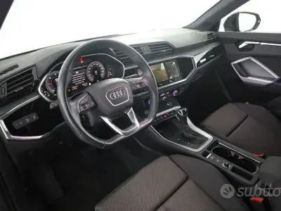 Usata Audi Q3 Ambiente 150 CV (110 kW) 2024 Nero SUV