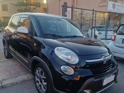 Usata Fiat 500L Trekking 104 CV (76 kW) 2015 Nero Monovolume