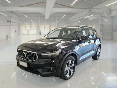 Usata Volvo XC40 129 CV (94 kW) 2021 Nero SUV