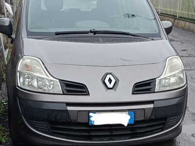 Usata Renault Modus 75 CV (55 kW) 2009 Grigio Monovolume