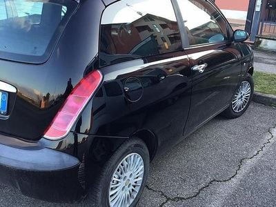 Usata Lancia Ypsilon 2006 Utilitaria